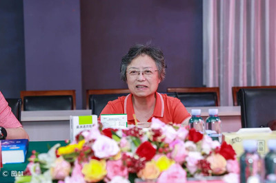 中藥制藥共性技術(shù)國家重點(diǎn)實(shí)驗(yàn)室聘任清華大學(xué)教授羅國安、王義明為高級(jí)科學(xué)顧問